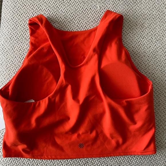 Athleta Conscious Crop A-C cup - Picture 2 of 7